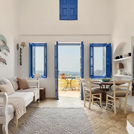 Ilivatos - Elegant On The Caldera's Edge וילה