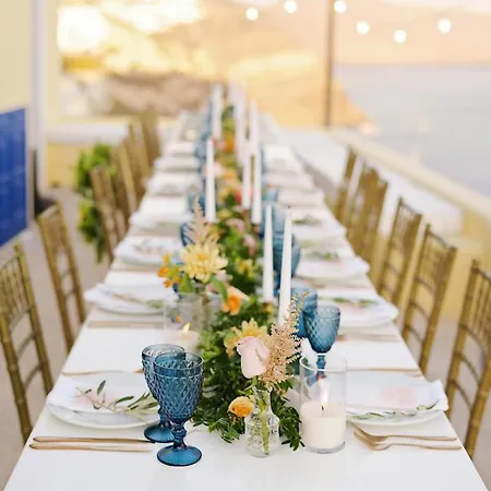 Ilivatos - Elegant On The Caldera's Edge