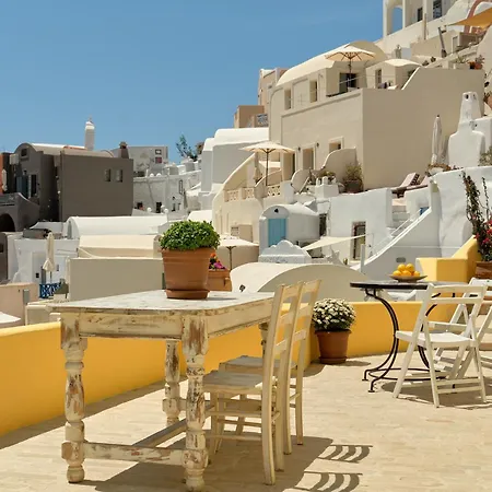 וילה Ilivatos - Elegant On The Caldera's Edge *