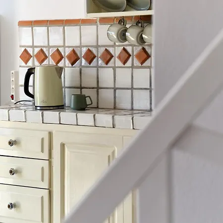 Βίλα Ilivatos - Elegant On The Caldera's Edge