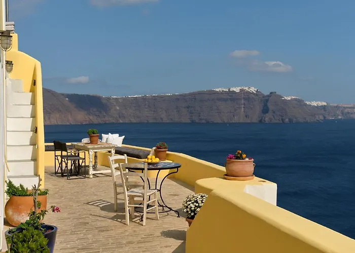 Ilivatos - Elegant On The Caldera's Edge Villa