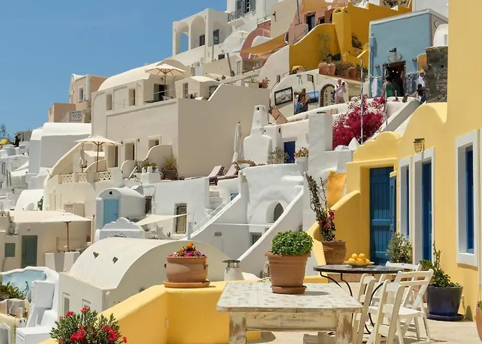 Ilivatos - Elegant On The Caldera's Edge Villa Oia