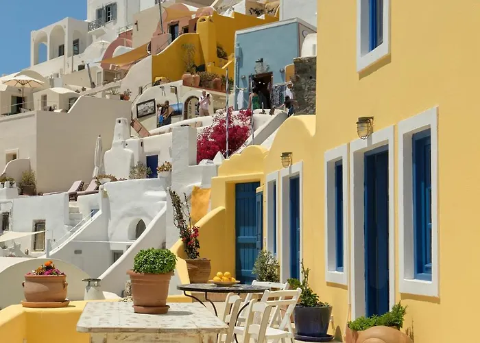 Ilivatos - Elegant On The Caldera's Edge Villa Oia