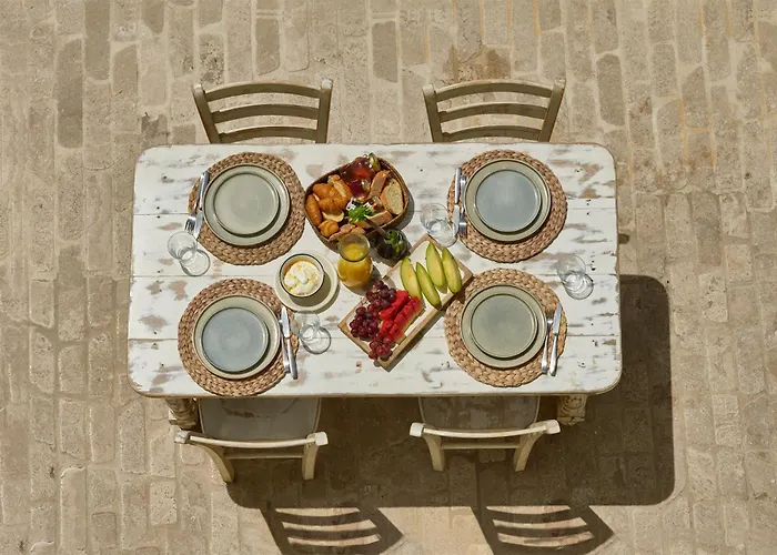 Ilivatos - Elegant On The Caldera's Edge Oia