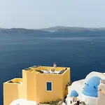 Ilivatos - Elegant On The Caldera's Edge Вилла *