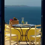 Ilivatos - Elegant On The Caldera's Edge Ия