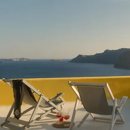 Ilivatos - Elegant On The Caldera's Edge Вилла *