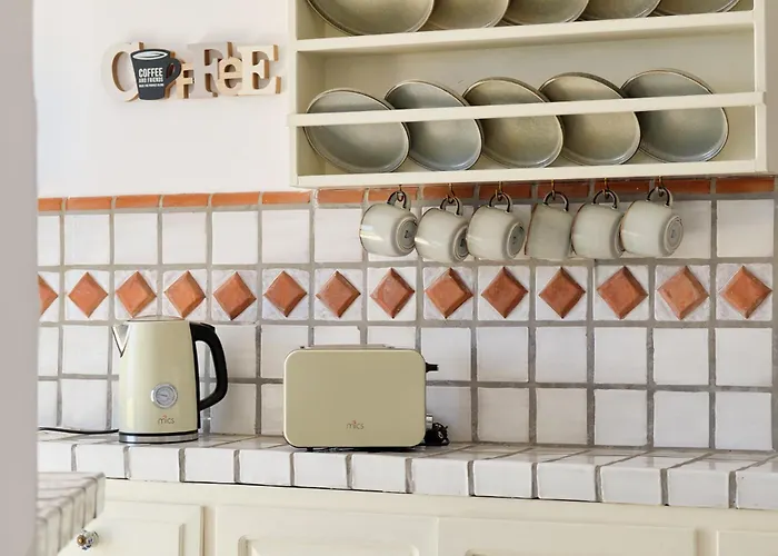 Ilivatos - Elegant On The Caldera's Edge Villa Oia (Santorini)