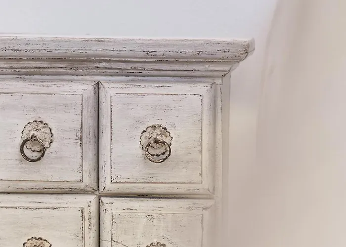 Villa Ilivatos - Elegant On The Caldera's Edge Ía