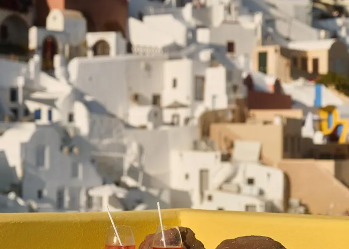 Ilivatos - Elegant On The Caldera's Edge Villa *