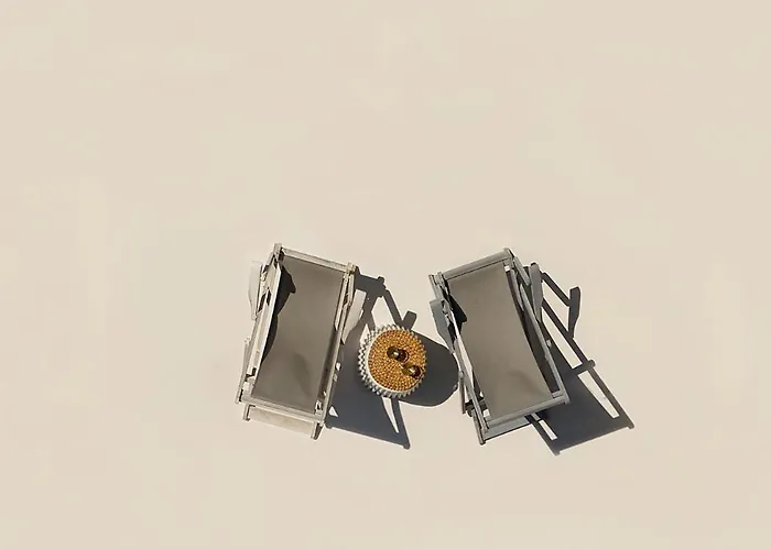 Villa Ilivatos - Elegant On The Caldera's Edge Ía