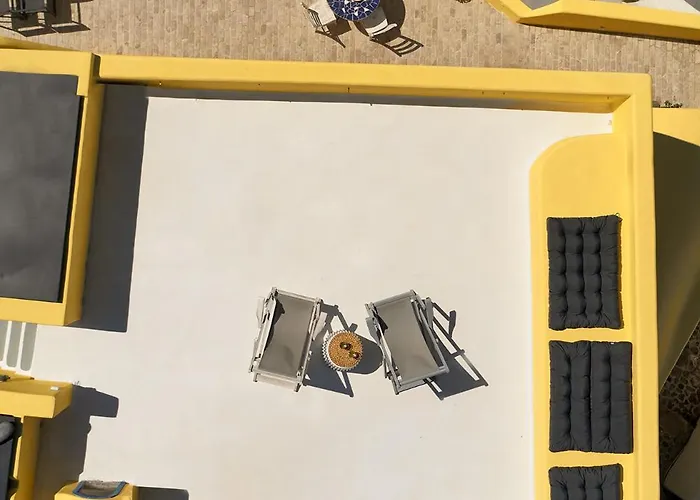 Ilivatos - Elegant On The Caldera's Edge Villa