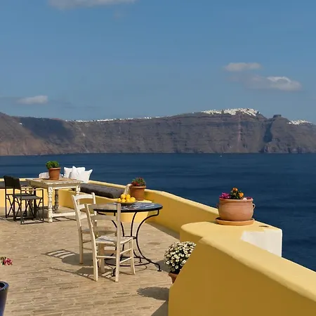 Ilivatos - Elegant On The Caldera's Edge Villa